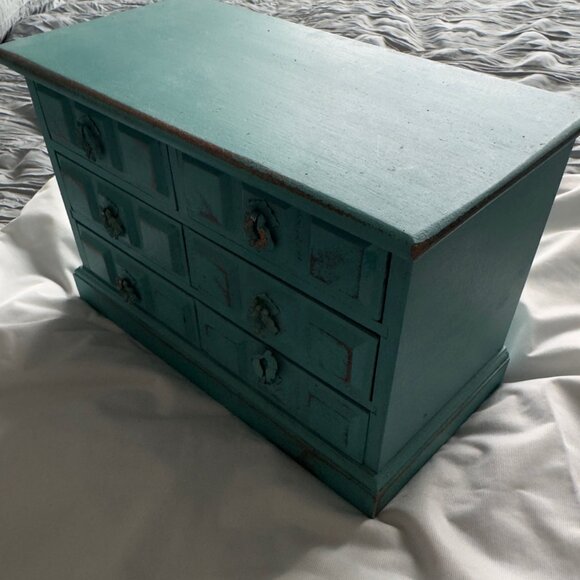 Wood jewelry box - Picture 3 of 3